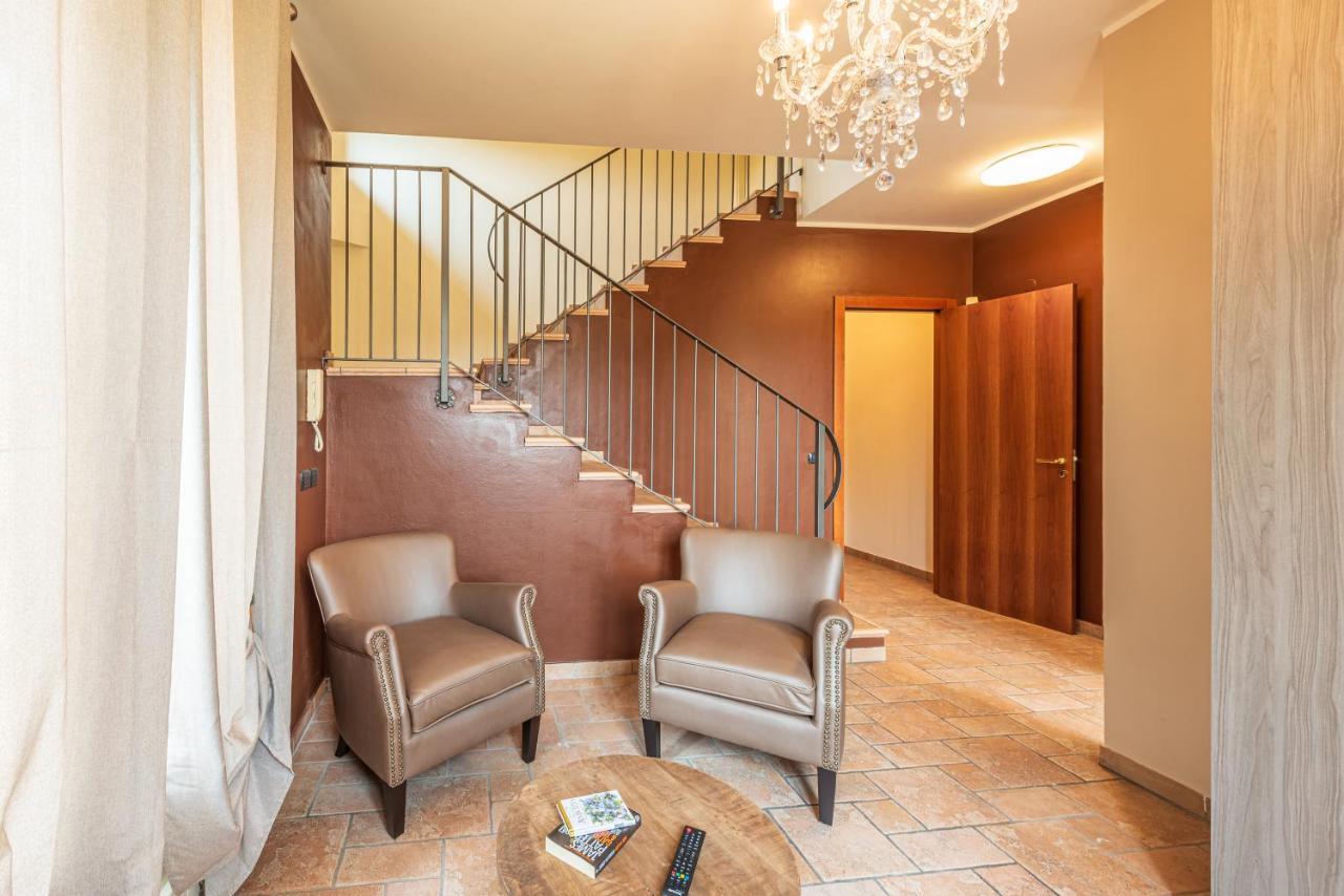 Villa Cornelia , Entire Villa With Private Pool Corneliano d'Alba المظهر الخارجي الصورة
