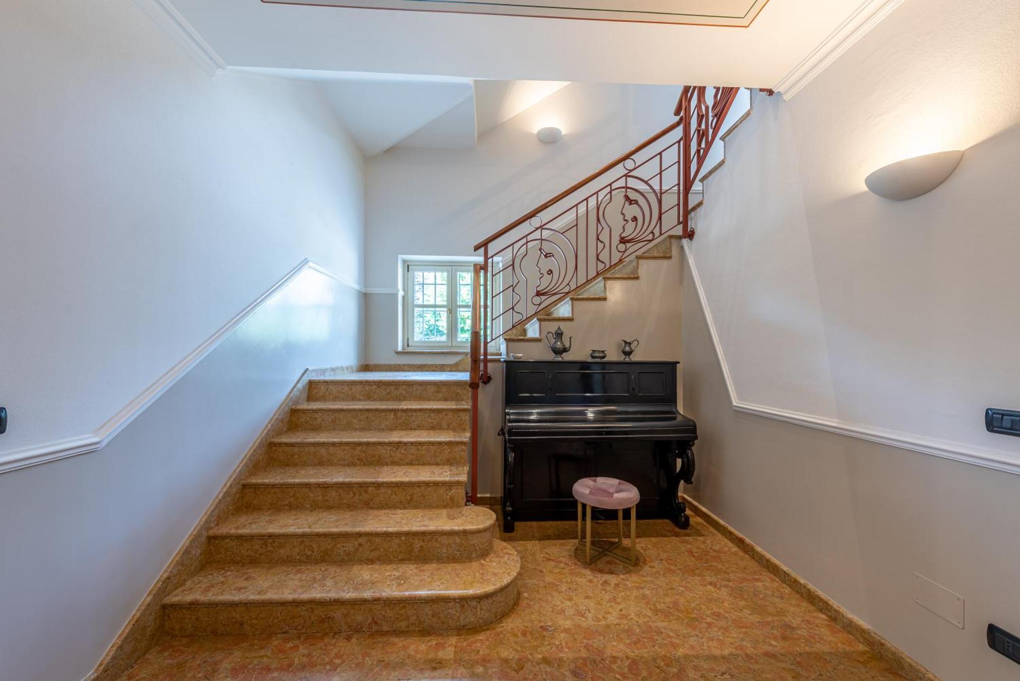 Villa Cornelia , Entire Villa With Private Pool Corneliano d'Alba المظهر الخارجي الصورة